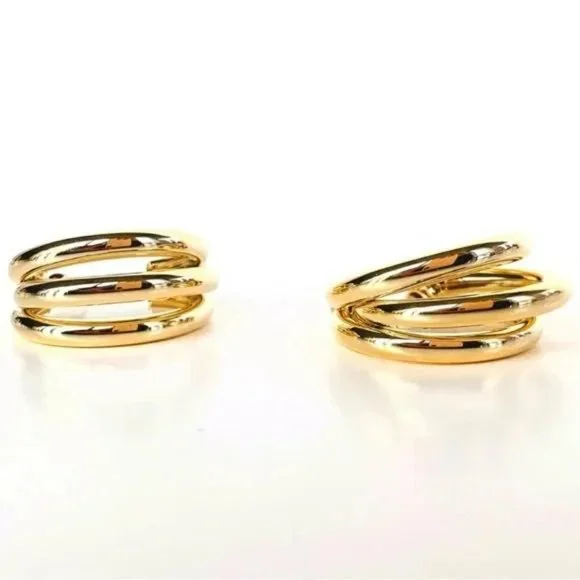 NEW CHUNKY 18K GOLD HOOP EARRINGS, NICE EARRINGS, CUTE EARRINGS - Picture 5 of 6